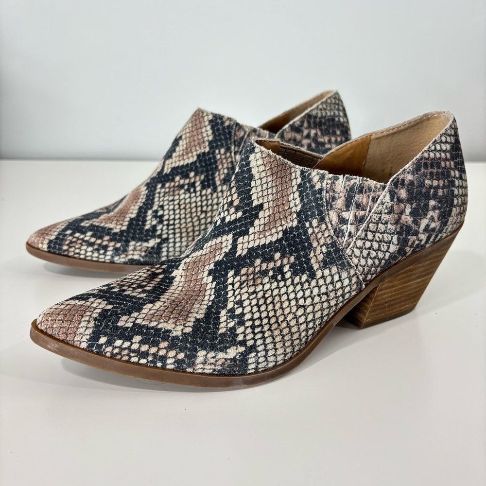 Lucky Brand Tabea Snakeskin Pattern Botties Sz 9.5